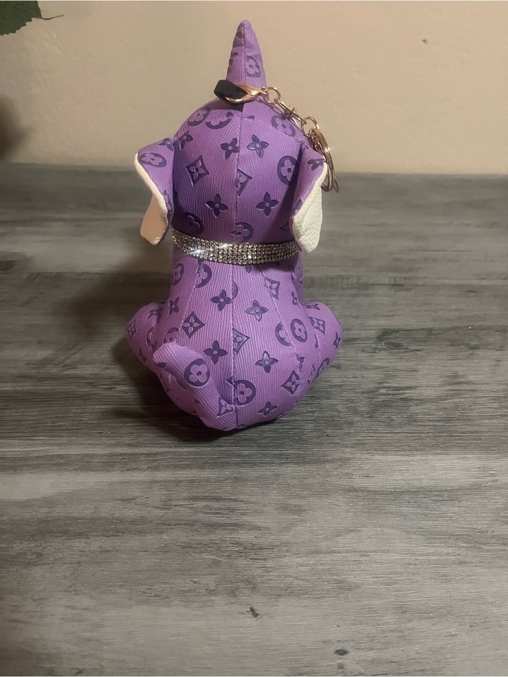 Purple Elephant Keychain - Picture 5 of 7